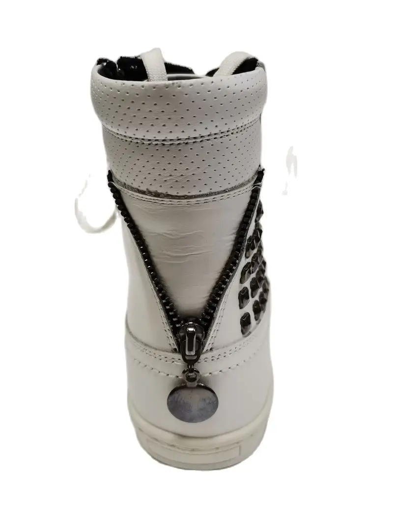 Рисунок 3 - Ботинки для девочки