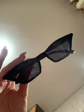 Gafas de sol con montura pequeña para mujer, lentes de sol a la moda, UV400, anteojos de sol Vintage, gafas de sol tipo Ojo de gato, sencillas para montañismo y Pesca