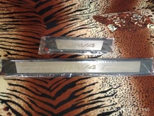 Vtear-placa de desgaste de umbral de puerta de coche, accesorio para Toyota RAV4 2019 2020 2021, embellecedor Interior de placas protectoras de acero inoxidable