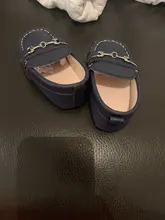 Zapatos clásicos de cuero suave para bebé, mocasines de moda para niños y niñas, zapatos de guisantes sin cordones, informales para primeros pasos