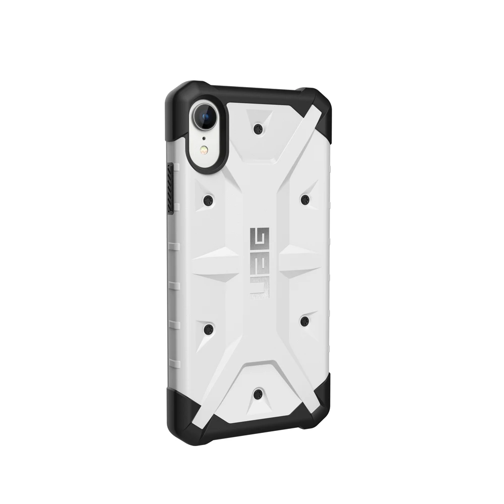 Чехол UAG для iPhone XR противоударный из износостойкого полиуретана резиновый борт