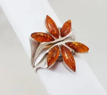 

Amber ring Red Flower