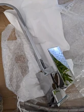 Grifo de cocina de un solo orificio, mezclador de agua pura caliente y fría, montado en cubierta, en forma de L, color negro