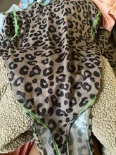 Body de manga larga con estampado de leopardo para mujer, mono Sexy de retazos de malla transparente con estampado de leopardo de corte alto, mono de cuello alto de manga larga