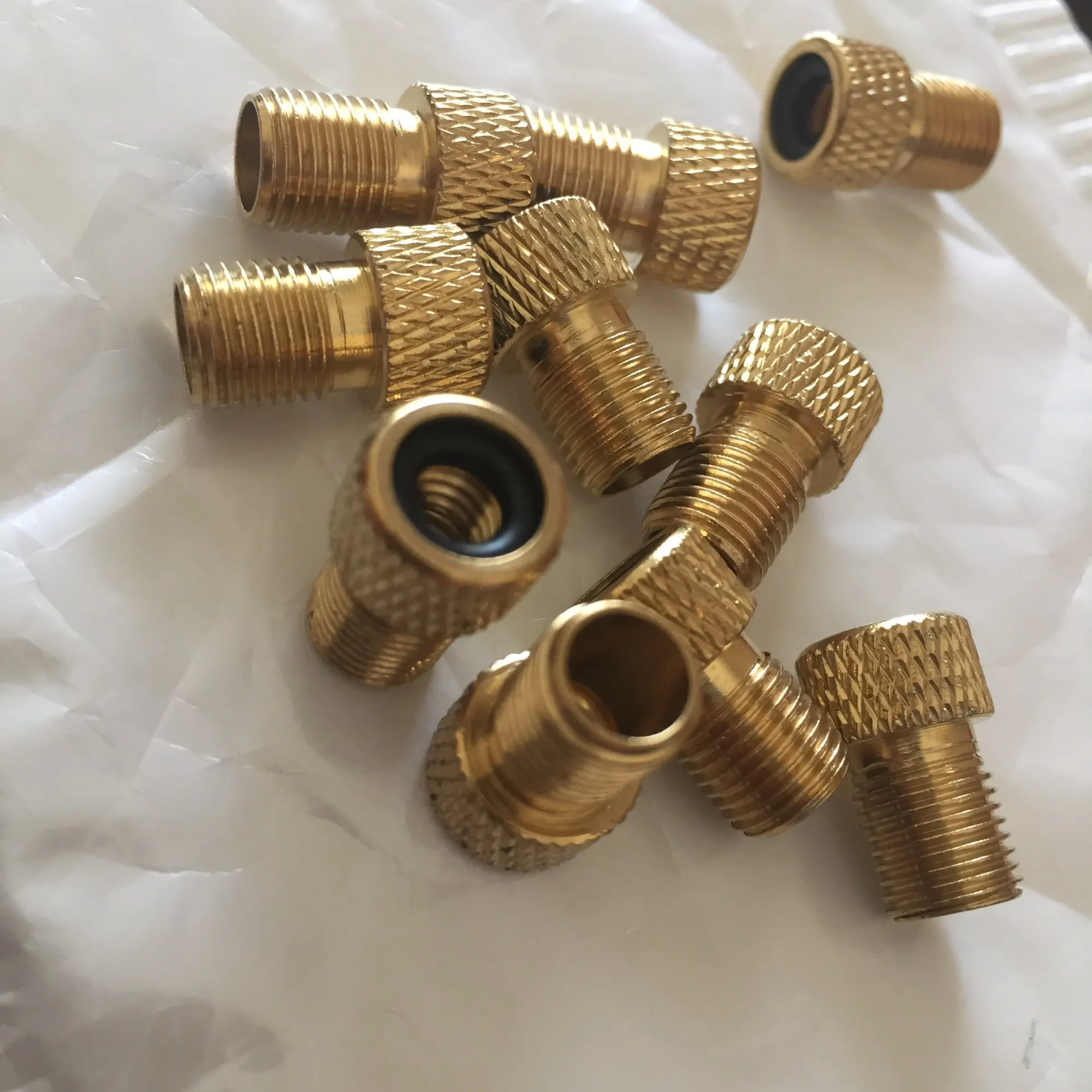 ниппель колеса велосипеда (прямой, l-42mm) (#schrader) bdrk - motozip. ниппель преста и шредер. ниппель для камеры. ниппель для камеры. бескамерный ниппель шредер.