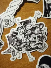 Pegatina de cómic de Horror para monopatín, adhesivo impermeable de Anime japonés Tomie, para equipaje y portátil, color blanco y negro, 10/21/49/50/56 Uds.