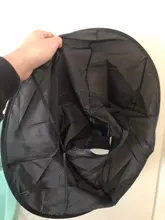 Paño de corte de pelo para adultos y niños, delantal impermeable para salón de peluquería, capa de peluquería, color negro y azul, 1 unidad