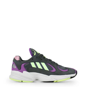 

Adidas YUNG-1 Unisex black 101527. Color: Black, size: UK 3.5