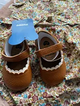 Mocasines de cuero suave para bebé, zapatos con suela de goma para recién nacido, primeros caminantes, con borde Floral, zapatos de bebé para niña, antideslizantes