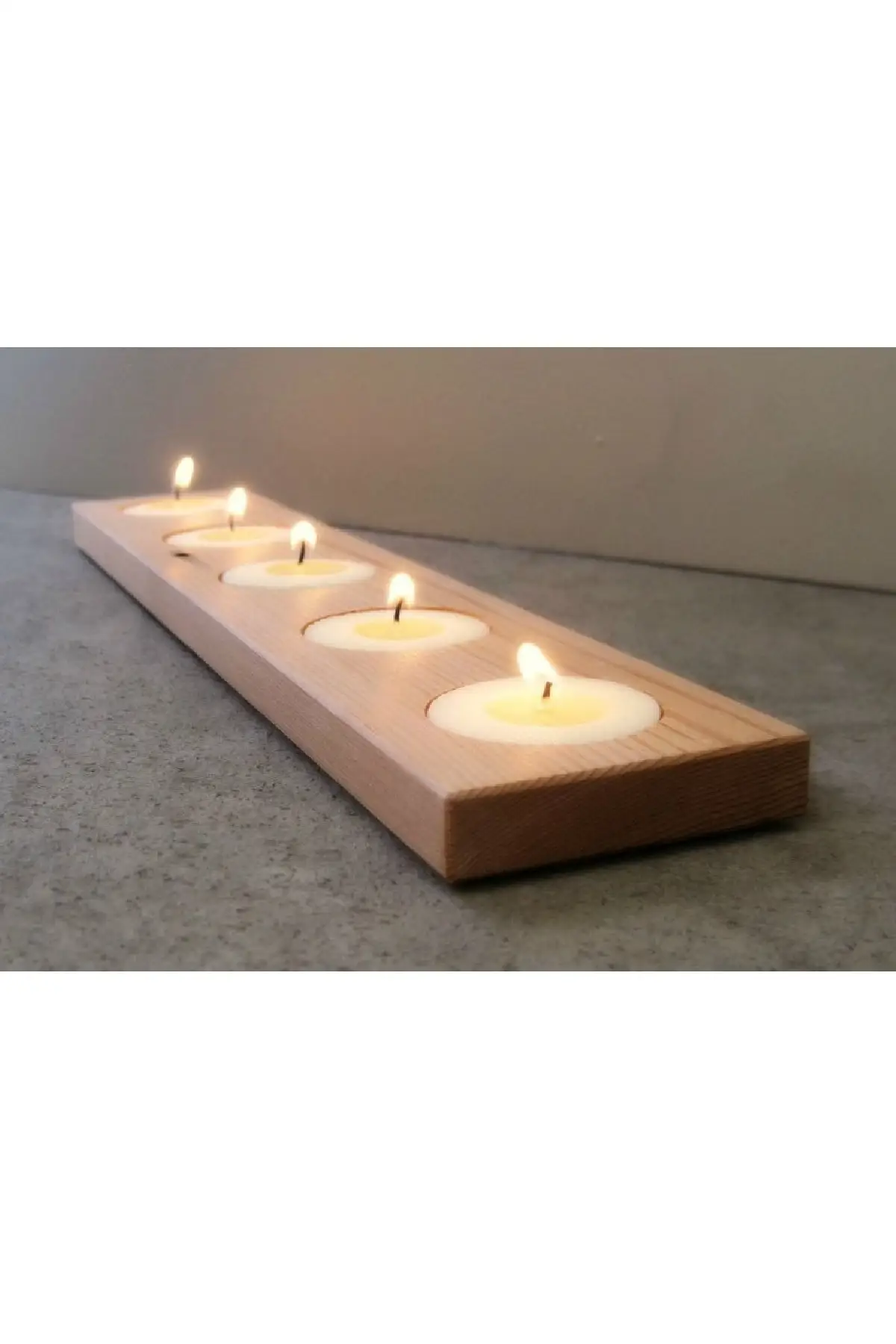 

Wooden Decorative Design 5-Piece Candle Holder