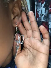 Pendientes modernos hechos a mano por nuevos diseñadores, tijeras con estilo punk, para mujer, 1 par