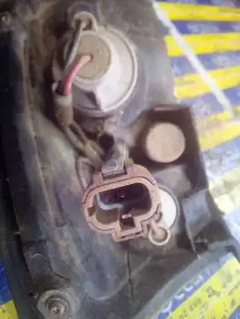 

205003 pilot Front Right Nissan Pick-up (d22) *