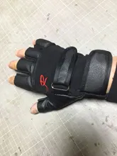 Guantes de cuero sintético para hombre, manoplas de medio dedo sin dedos para conducción al aire libre, motociclista, deportes al aire libre, novedad