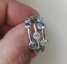 Huitan-anillos de banda estilo Partysu para mujer, 3 filas con piedra redonda de circón Blanco/azul, anillos y joyas para boda para mujer, artículo Simple