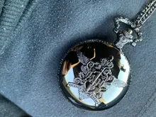 Kuroshitsuji-reloj de bolsillo con funda metálica, colgante de cadena de cuarzo, de Anime japonés