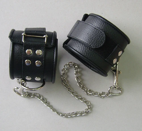 Кожаные черные оковы на липучках | Красота и здоровье