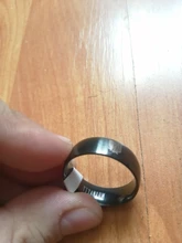 Anillo de acero inoxidable con diseño de alas de la libertad para hombre y mujer, sortija de 8mm, color negro, plateado, para Fans de Anime