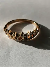 Anillo de compromiso con forma de corona hueca para mujer, sortija con carácter de Reina, con cuentas de cristal Vintage, para boda