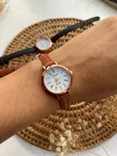 Reloj de pulsera pequeño Retro para mujer, cronógrafo marrón, de cuero, marca de moda, 2020, 1 ud.