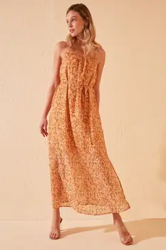 

Trendyol Belted Floral Print Dress TWOSS20EL2103