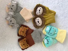 Calcetines para bebés antideslizantes de algodón, medias para niños y niñas con diseño de muñecos con cascabel