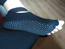 Calcetines de Yoga para mujer, medias transpirables antideslizantes sin costuras, antideslizantes, de medio dedo, para baile de Ballet