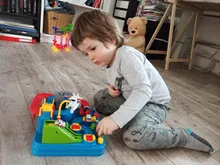 Juguetes educativos para niños, pista de aventura, juegos de mesa, Rail, coches mecánicos, estacionamientos, regalos de Navidad para niños