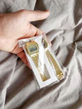 Reloj digital vintage para hombres y mujeres, pulsera con pantalla led electrónica de oro y plata para militares, en color negro, ideal para deportes y regalo