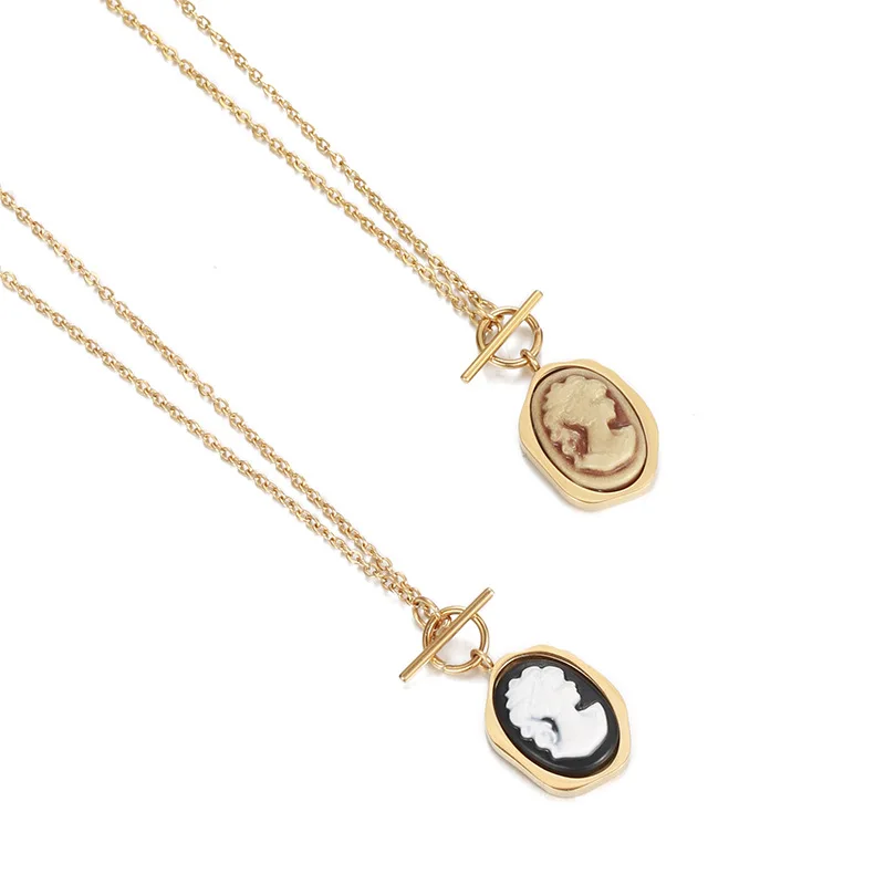 New Oval Acrylic Portrait Coin Pendant Necklace For Women Elegant Vintage Sweater Chain Women's Necklace French Female Jewelry