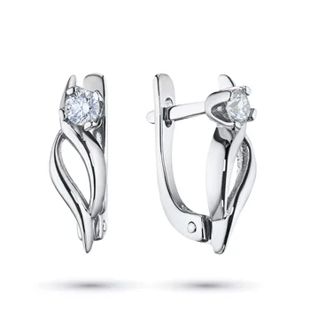 

Earrings in white gold with a diamond