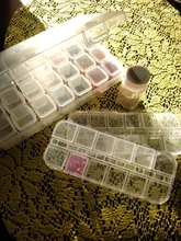 Caja de joyería de plástico de varios compartimentos y de 9 tamaños, para guardar joyas, ordenar abalorios y cuentas, caja ajustable