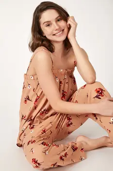 

Happiness ist. Women Print Ruffles Bottom Top Pajamas set