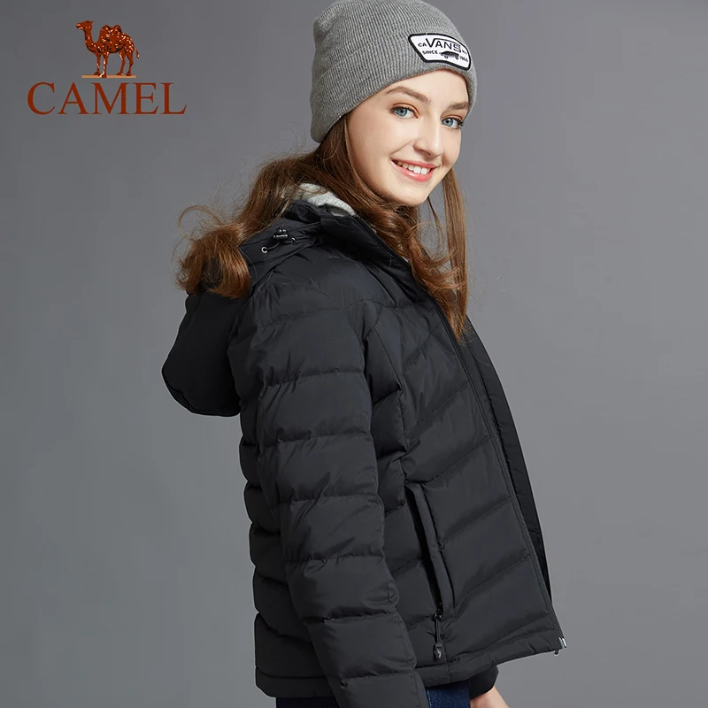 Женский пуховик на белом утином пуху CAMEL Сверхлегкий зимний с 90% содержанием