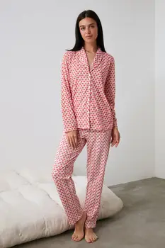 

Trendyol Leaf Pattern Knitted Pajamas Set THMAW21PT0617