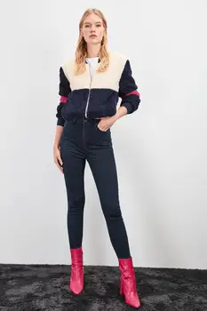 

Trendyol High Waist Skinny Jeans TWOAW20JE0246