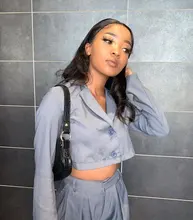 Yomagic-pelucas con onda de encaje frontal para mujer, cabello sintético de Color negro, sin pegamento, con línea de pelo Natural