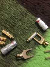 4 Uds chapados en oro Y en forma de Banana macho de Audio enchufes para altavoz tenedor con tornillo Spade conector de Cable para vinculante Post