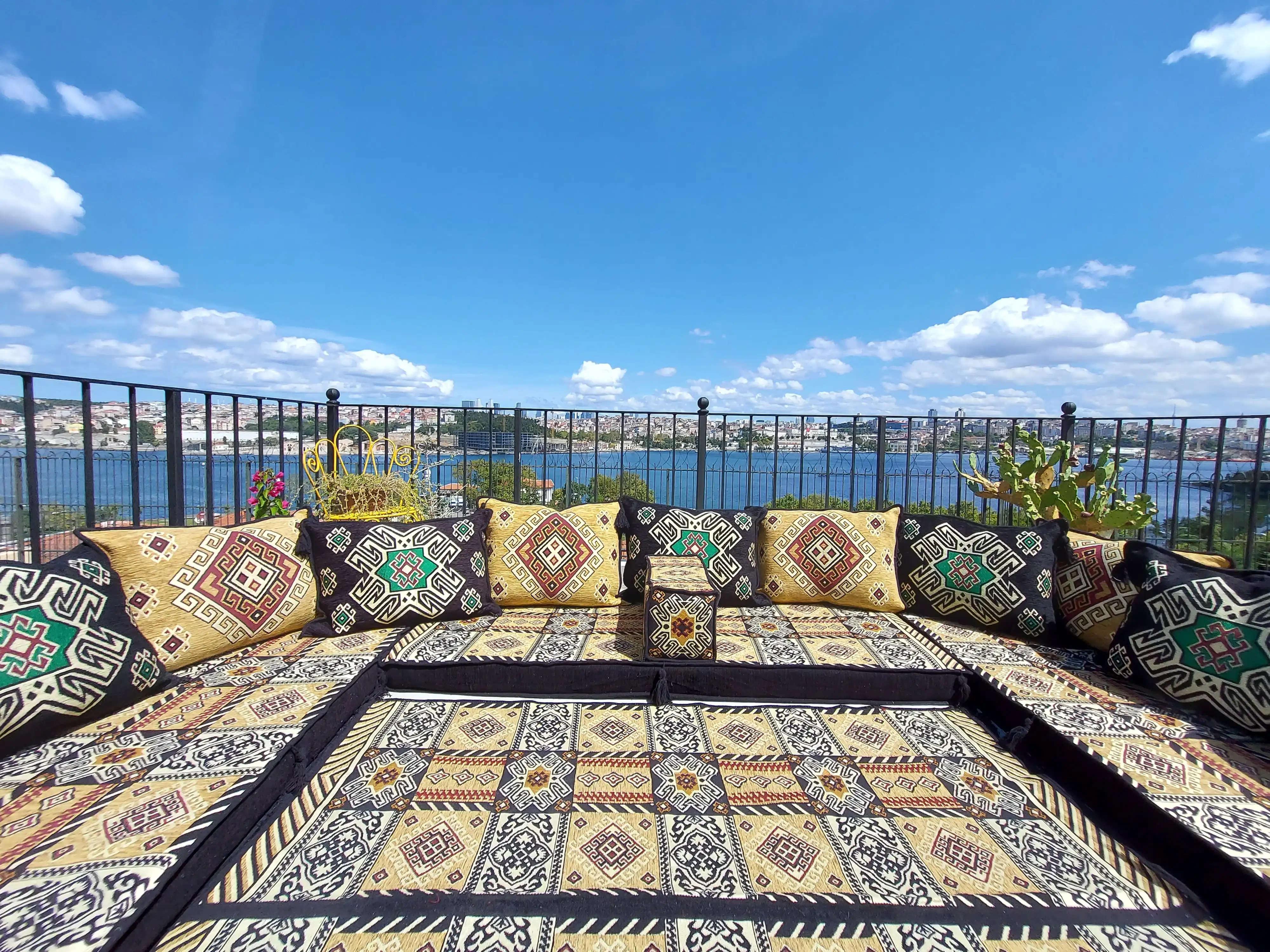 

U Shaped Arabic Floor Sofa Set, Black Floor Cushions, Balcony Patio Sofas, Pallet Sofa, Ethnic Sofa, Moroccan Sofas