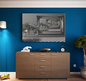 

Zebra Detailed Canvas Table