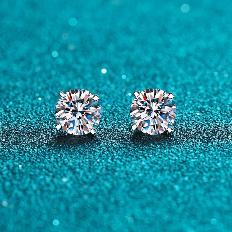 至高 モアサナイト ダイヤフープピアス 3.5mm 10石 総計2.0ct 至高 モアサナイト ダイヤフープピアス 3.5mm 10石 総計2.0ct