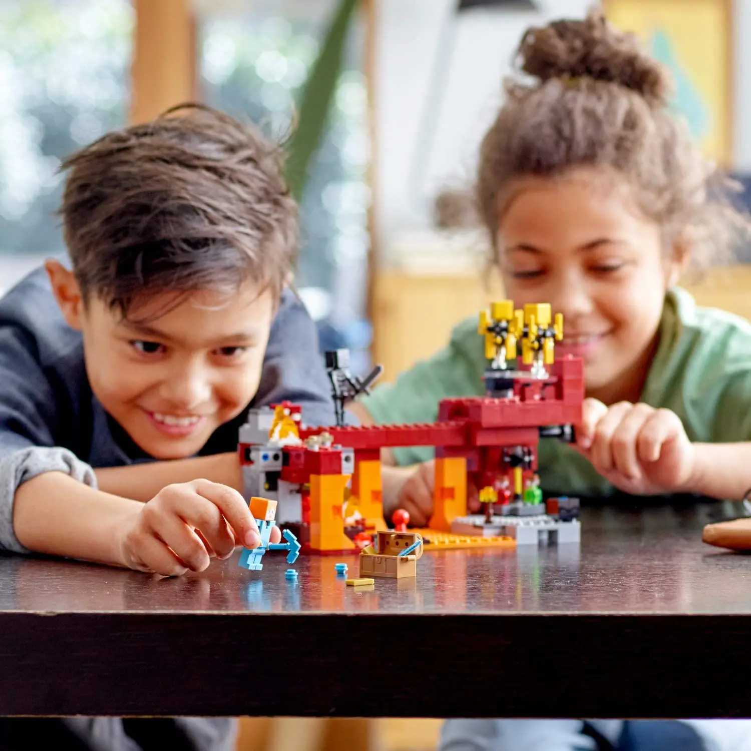 LEGO®Minecraft™Alaz Bridge 21154 Making Toy 370 Piece lego minecraft action potion enemy skeleton lava magma Stone Educational LEGO®Minecraft™Alaz Bridge 21154 Making Toy 370 Piece lego minecraft action potion enemy skeleton lava magma Stone Educational