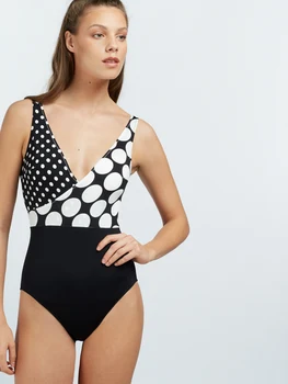 

GISELA, Bañador Efecto Control Estampado, 84% poliamida 16% elastano, de la mejor calidad y comfort.