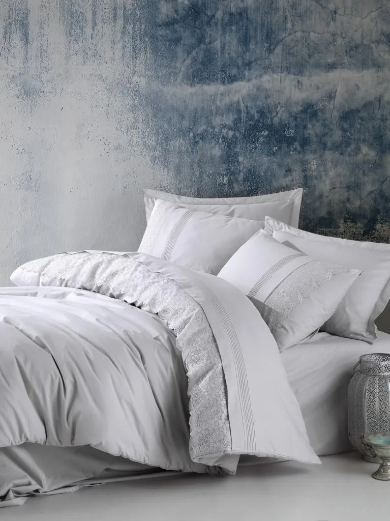 

Estilo Markets Luxury Bedding Set Bedsheet Bedding Set New Bedding Set