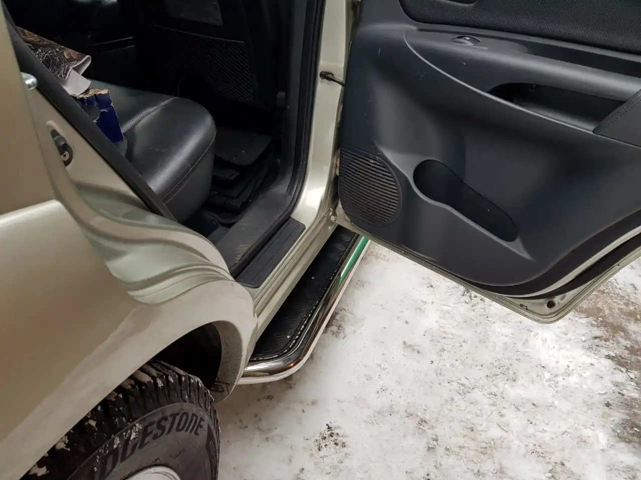 Пороги для Hyundai Tucson 1 2004-2009 подножки из нержавеющей стали с креплениями