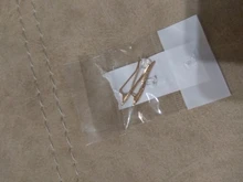 KISSWIFE-pendientes de Metal con forma de hoja para mujer, aretes, estilo trepador de oreja, Simple, Color dorado