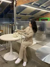 Suéter de Color sólido trajes de las mujeres conjuntos de gran tamaño pantalones de lana pantalones de rollo Collar de punto Top con mangas acampanadas 2021 Primavera Verano