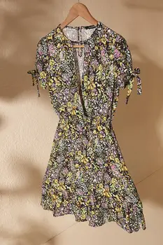 

Trendyol Double Breasted Collar Print Dress TWOSS20EL1245