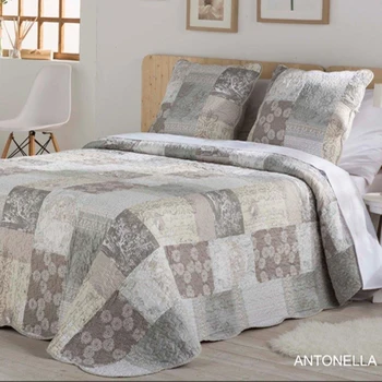 

Single Color Antonella FunDeco quilt