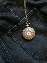 Reloj de bolsillo con números romanos Steampunk, funda hueca Vintage para hombre y mujer, reloj de bolsillo con colgante, collar de regalo, cep saati