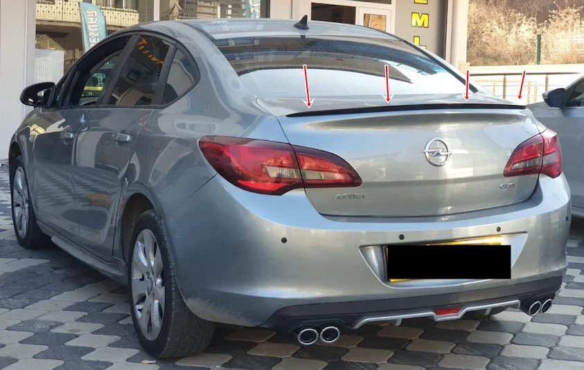 Opel Astra J sedan - Quick Look 